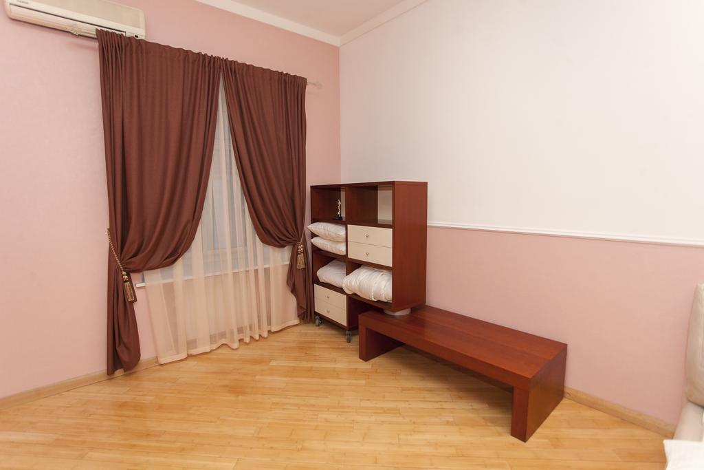 Apartment On Sumskaya No Smoking Kharkiv Extérieur photo