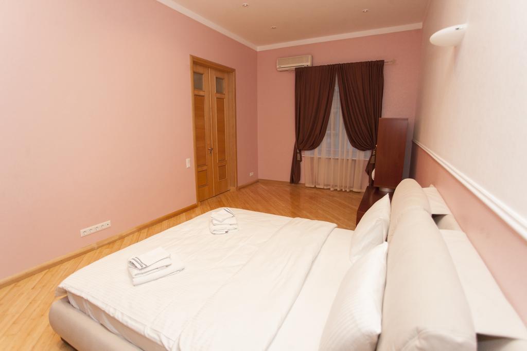 Apartment On Sumskaya No Smoking Kharkiv Extérieur photo
